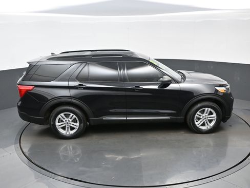 Used 2021 Ford Explorer XLT w/ Class III Trailer Tow Package image 41