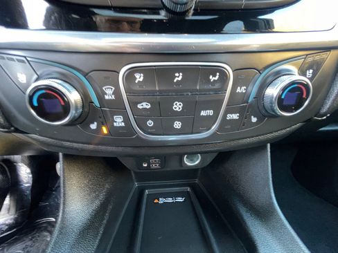 Used 2023 Chevrolet Traverse Premier w/ LPO, Cargo Package image 22