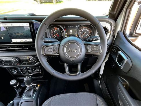 New 2026 Jeep Wrangler Unlimited Sport AWD/4WD image 21