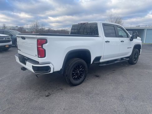 Used 2024 Chevrolet Silverado 2500 LT w/ Z71 Sport Edition image 13