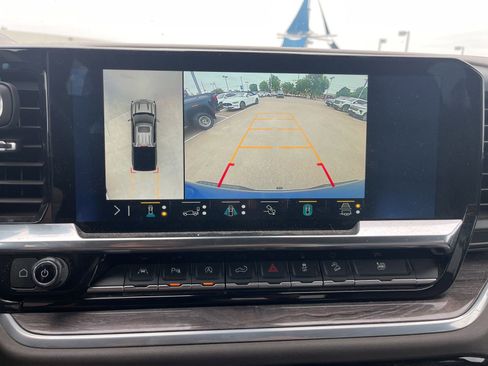 Used 2022 Chevrolet Silverado 1500 LTZ image 10