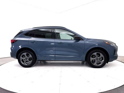 Used 2024 Ford Escape ST-Line AWD/4WD image 40