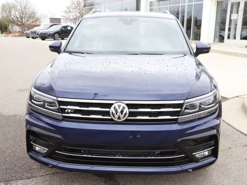 Used 2021 Volkswagen Tiguan SEL Premium R-Line AWD/4WD image 10