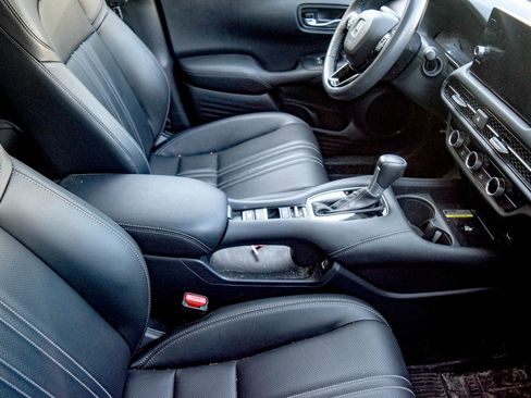 Used 2023 Honda HR-V EX-L image 19