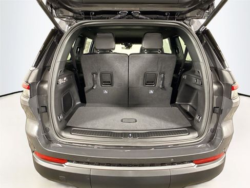New 2026 Jeep Grand Cherokee L Limited image 21