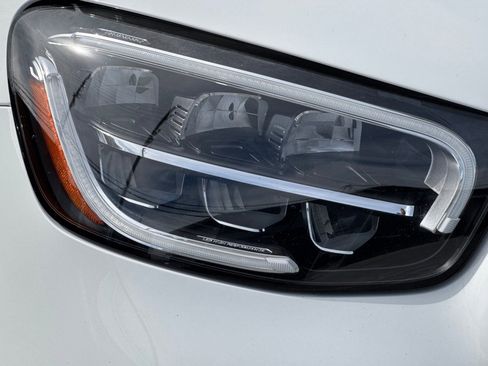 Certified 2022 Mercedes-Benz GLC 300 4MATIC image 10