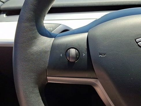 Used 2023 Tesla Model 3 Standard Range RWD image 23