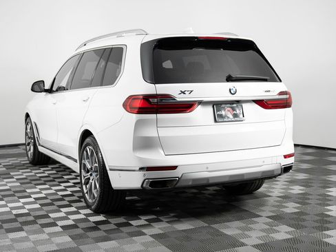 Used 2022 BMW X7 xDrive40i w/ Premium Package image 5