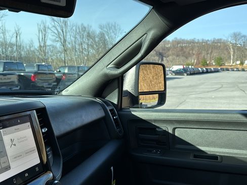 New 2026 RAM 3500 Tradesman image 16