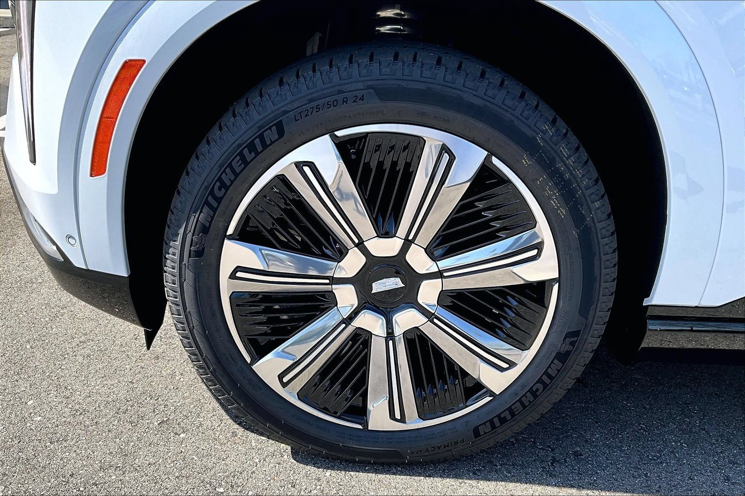 New 2026 Cadillac Escalade IQ Luxury 2 w/ LPO, Floor Liner Package AWD/4WD image 13
