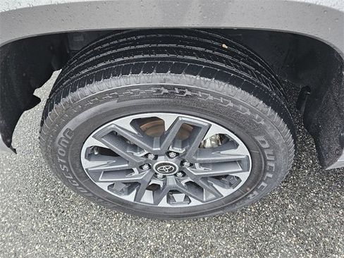 Used 2024 Toyota Tundra Limited image 17