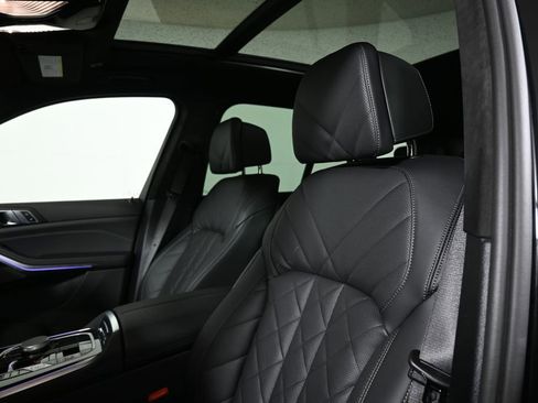 Certified 2026 BMW X5 xDrive40i w/ M Sport Package image 16