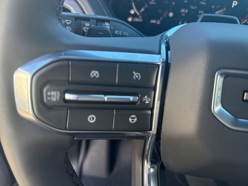 New 2026 GMC Yukon Denali w/ Denali Reserve Package image 17