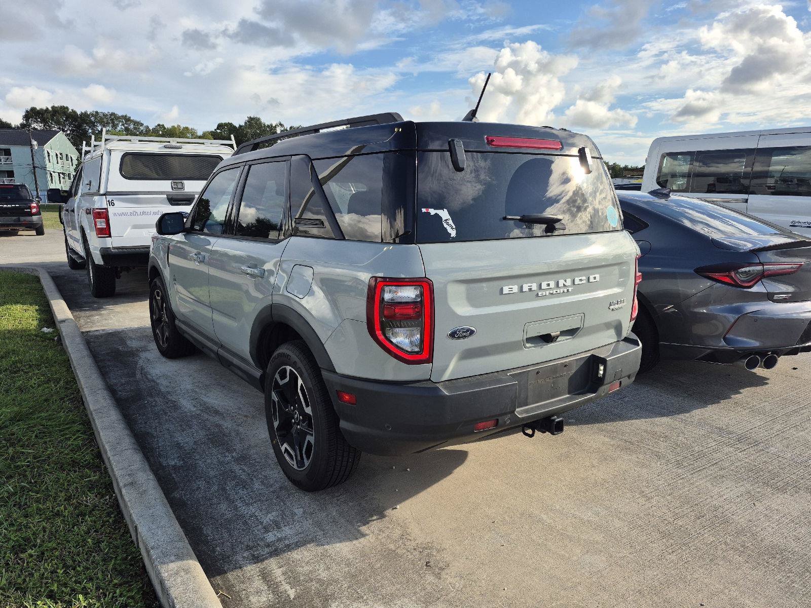 Certified 2021 Ford Bronco Sport Outer Banks w/ Outer Banks Package AWD/4WD image 11