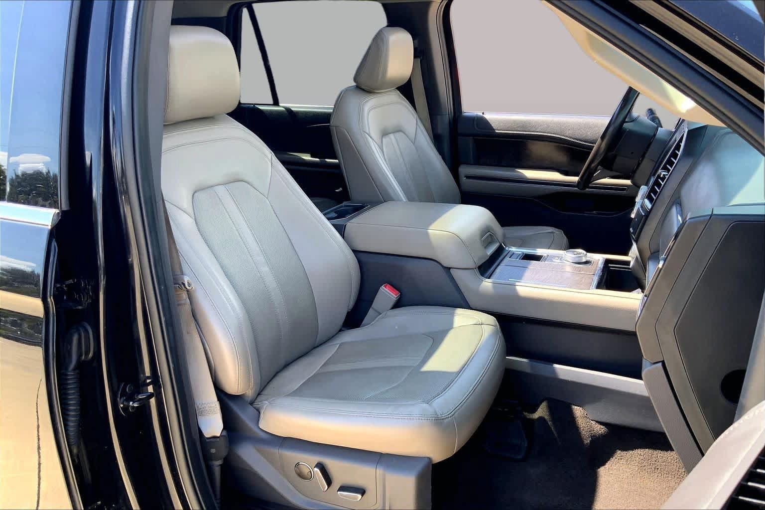 Used 2021 Ford Expedition Max Limited RWD image 9