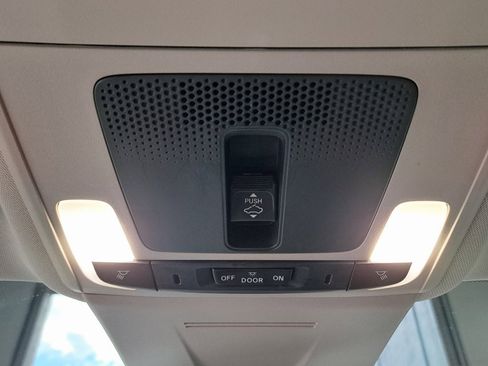 Used 2024 Honda Civic Touring image 19