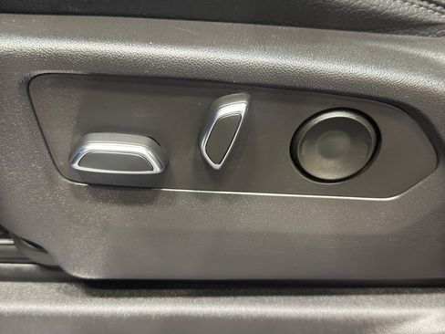 Used 2023 GMC Sierra 1500 Denali w/ Denali Reserve Package image 21