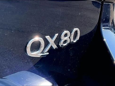 Used 2023 INFINITI QX80 Sensory w/ Cargo Package AWD/4WD image 8
