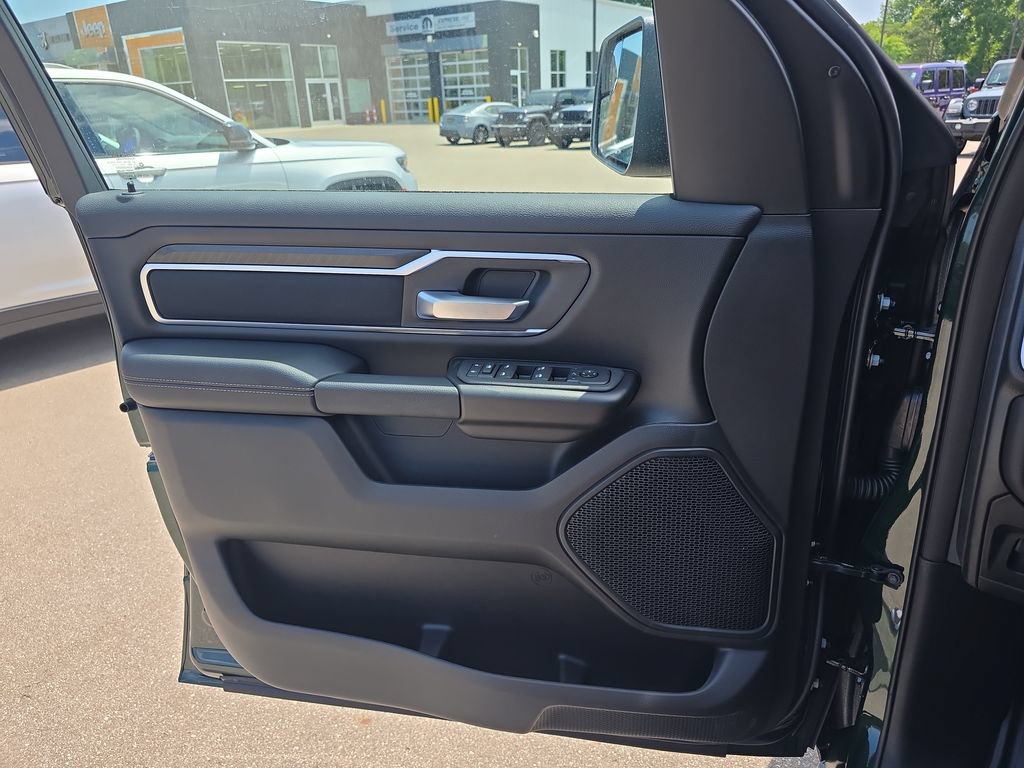 New 2026 RAM 1500 Big Horn AWD/4WD image 26