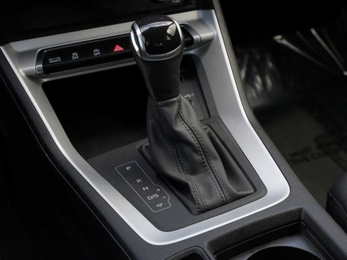 Used 2025 Audi Q3 2.0T Premium image 15