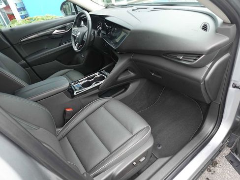 Used 2023 Buick Envision Essence image 27