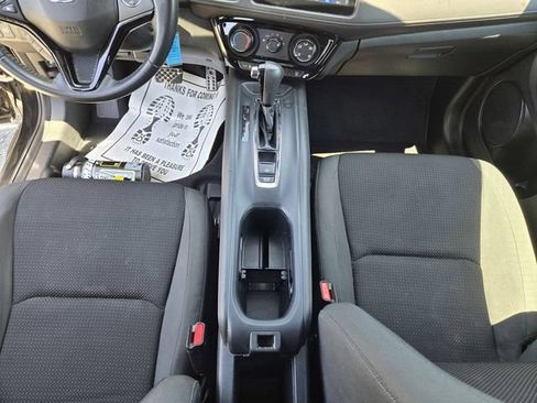 Used 2019 Honda HR-V Sport image 29