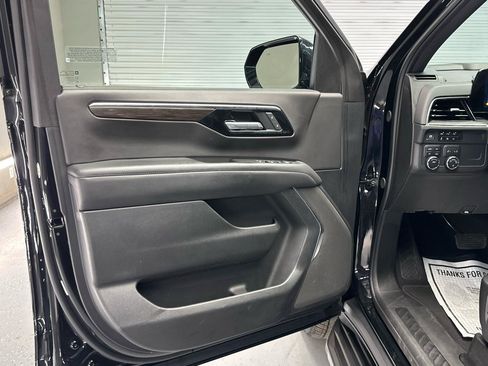 Used 2025 Chevrolet Tahoe LS w/ LPO, Chrome Package AWD/4WD image 18