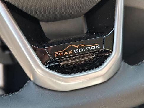 New 2026 Volkswagen Atlas Peak Edition AWD/4WD image 18