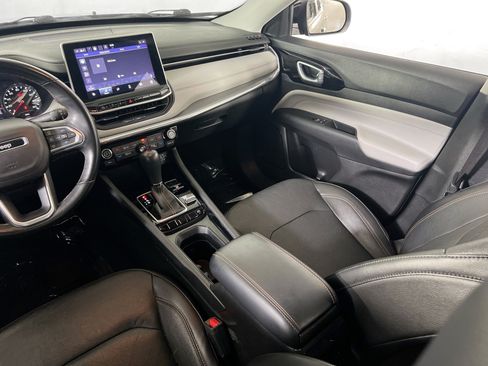 Used 2022 Jeep Compass Limited AWD/4WD image 21
