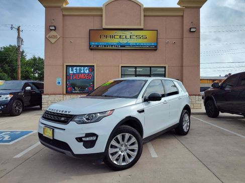 Used 2019 Land Rover Discovery Sport HSE image 1
