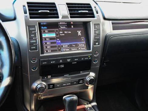 Used 2018 Lexus GX 460 Premium w/ Premium Package AWD/4WD image 22