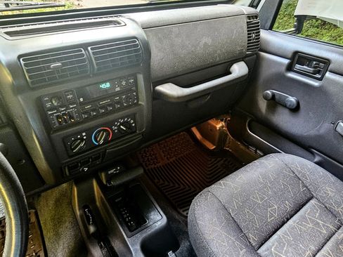 Used 2001 Jeep Wrangler Sport image 15