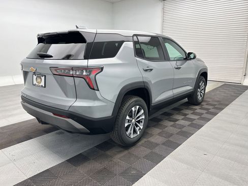New 2026 Chevrolet Equinox LT AWD/4WD image 9