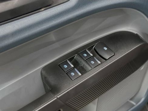 Used 2025 Ford Maverick XL image 17