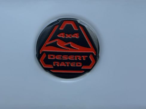 Used 2025 Jeep Gladiator Mojave w/ Safety Group image 14