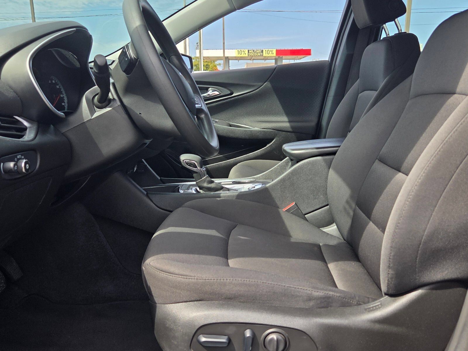 Used 2024 Chevrolet Malibu LT FWD image 5