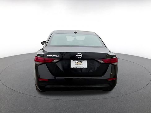 Used 2025 Nissan Sentra SV image 12