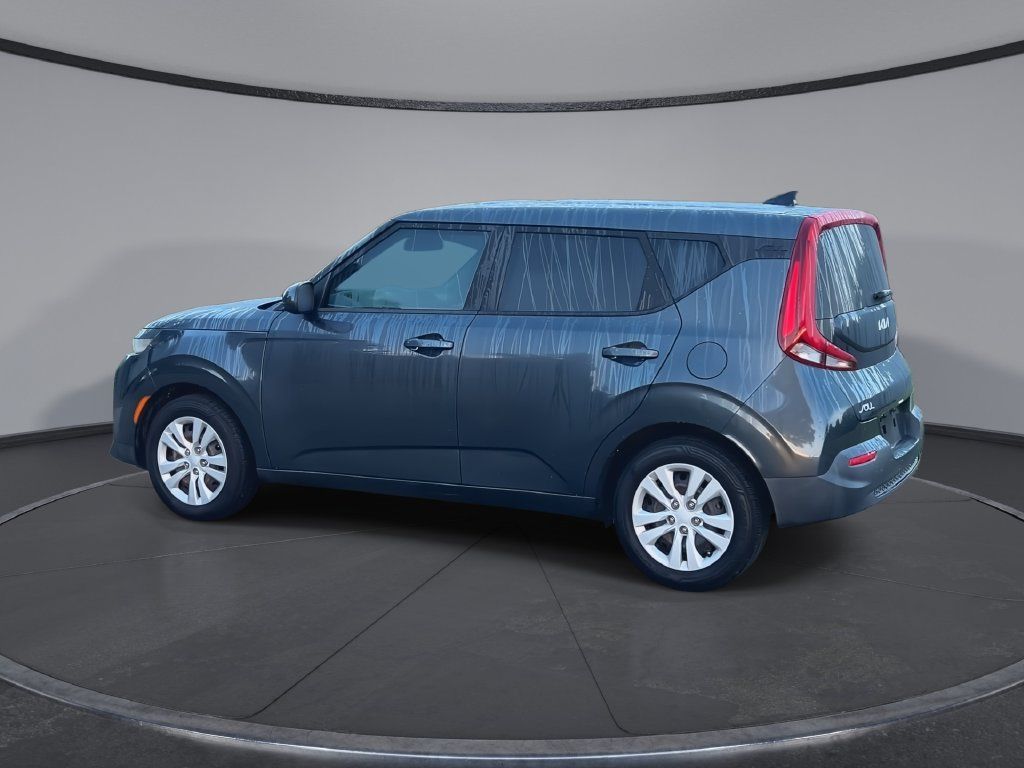 Used 2022 Kia Soul LX FWD image 6