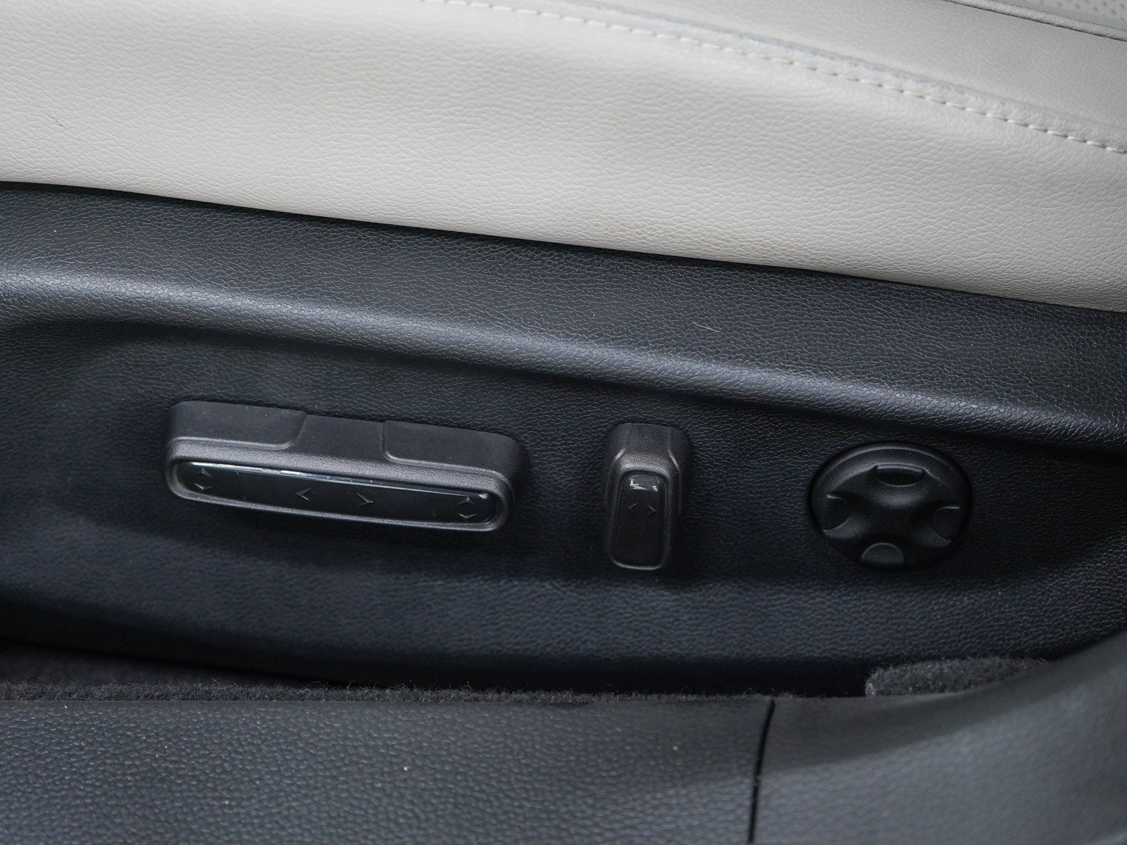 Used 2018 Honda Accord EX-L image 22