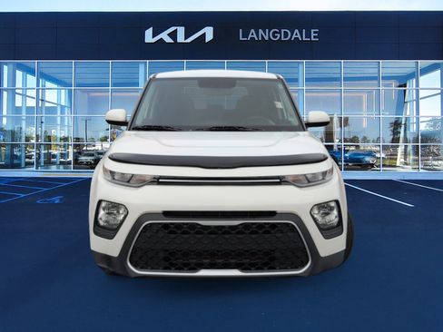 Used 2022 Kia Soul LX image 12