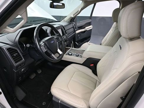 Used 2021 Ford Expedition Platinum image 24