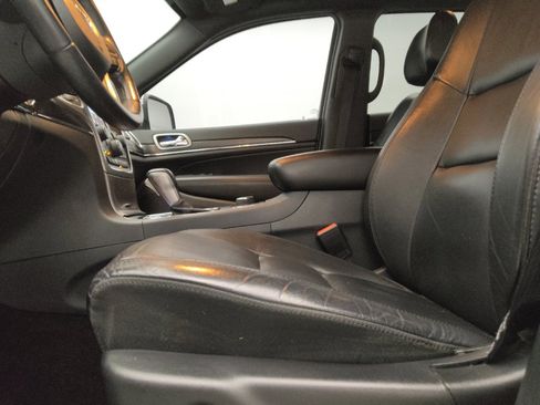 Used 2018 Jeep Grand Cherokee Limited AWD/4WD image 17