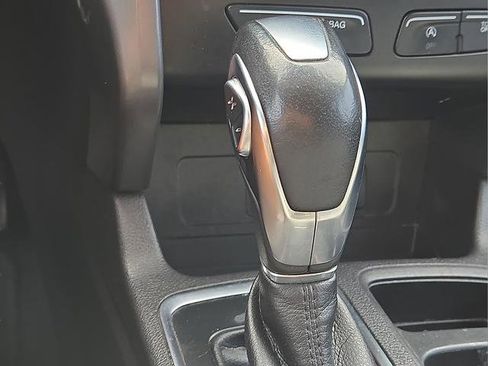 Used 2019 Ford Escape SEL image 29