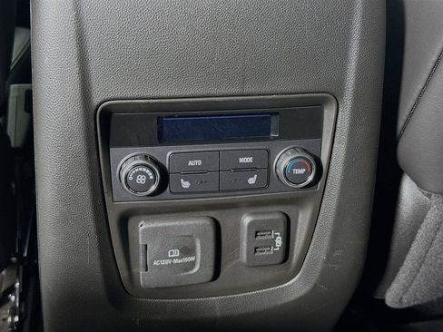 Used 2024 Buick Enclave Avenir image 26