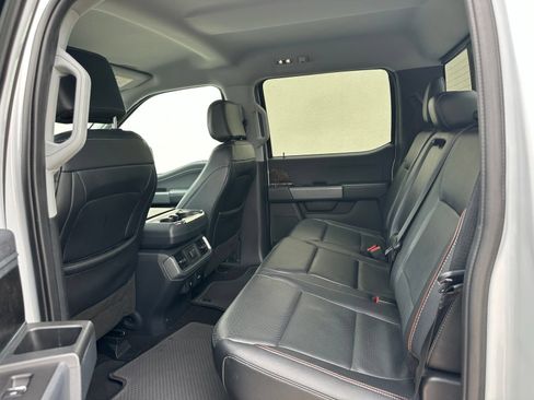 Used 2022 Ford F150 Lariat w/ Trailer Tow Package AWD/4WD image 17