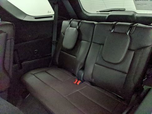 New 2025 Ford Explorer Platinum w/ Ultimate Package image 24