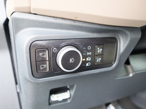 Used 2023 Ford Bronco Wildtrak image 18