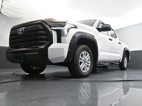 Used 2023 Toyota Tundra SR AWD/4WD image 34