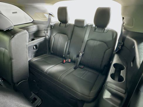 Used 2024 MAZDA CX-90 3.3 Turbo w/ Preferred Plus image 29