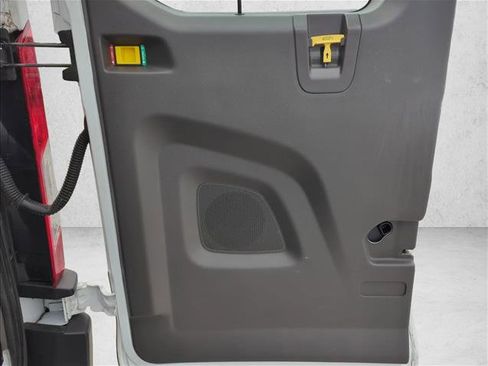 Used 2022 Ford Transit 350 XLT image 23